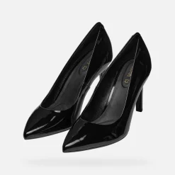 FAVIOLA WOMAN