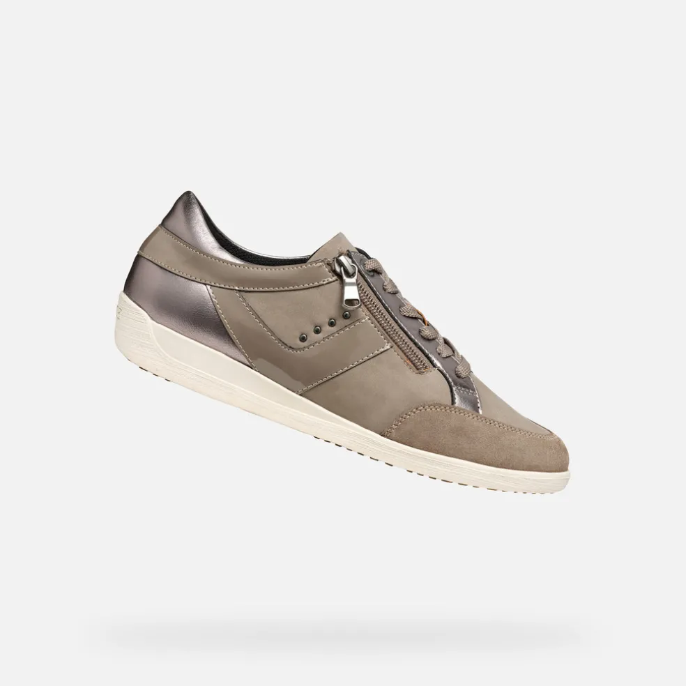 MYRIA WOMAN